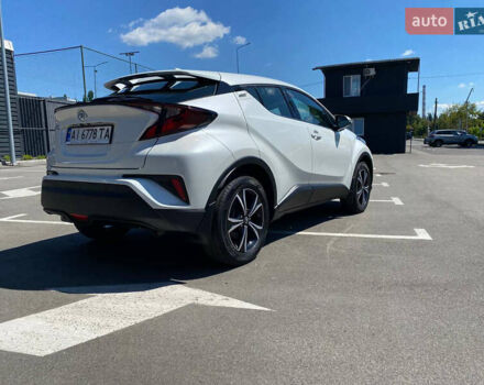 Білий Тойота C-HR, об'ємом двигуна 1.2 л та пробігом 40 тис. км за 24900 $, фото 5 на Automoto.ua