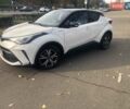 Білий Тойота C-HR, об'ємом двигуна 1.99 л та пробігом 34 тис. км за 30000 $, фото 1 на Automoto.ua