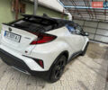 Белый Тойота C-HR, объемом двигателя 1.99 л и пробегом 135 тыс. км за 26900 $, фото 10 на Automoto.ua