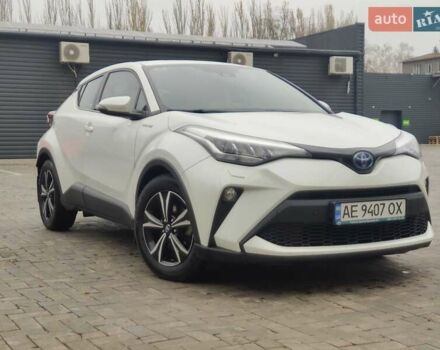 Белый Тойота C-HR, объемом двигателя 1.8 л и пробегом 86 тыс. км за 28000 $, фото 13 на Automoto.ua