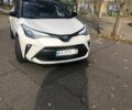 Білий Тойота C-HR, об'ємом двигуна 1.99 л та пробігом 34 тис. км за 30000 $, фото 6 на Automoto.ua