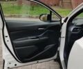 Белый Тойота C-HR, объемом двигателя 1.8 л и пробегом 86 тыс. км за 28000 $, фото 9 на Automoto.ua