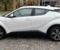 Белый Тойота C-HR, объемом двигателя 1.8 л и пробегом 86 тыс. км за 28000 $, фото 2 на Automoto.ua