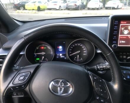 Білий Тойота C-HR, об'ємом двигуна 2 л та пробігом 36 тис. км за 28000 $, фото 6 на Automoto.ua