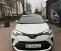 Білий Тойота C-HR, об'ємом двигуна 1.99 л та пробігом 28 тис. км за 24000 $, фото 1 на Automoto.ua