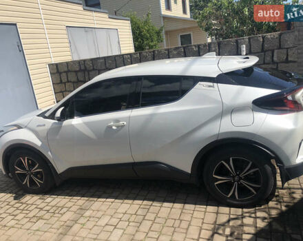 Белый Тойота C-HR, объемом двигателя 2 л и пробегом 36 тыс. км за 28900 $, фото 17 на Automoto.ua