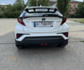 Белый Тойота C-HR, объемом двигателя 1.8 л и пробегом 38 тыс. км за 28900 $, фото 5 на Automoto.ua