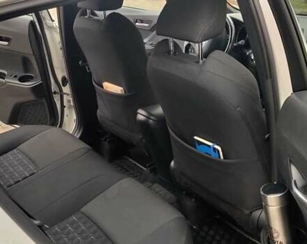 Белый Тойота C-HR, объемом двигателя 1.8 л и пробегом 86 тыс. км за 28000 $, фото 8 на Automoto.ua