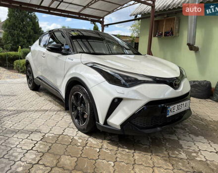 Белый Тойота C-HR, объемом двигателя 1.99 л и пробегом 135 тыс. км за 26900 $, фото 11 на Automoto.ua