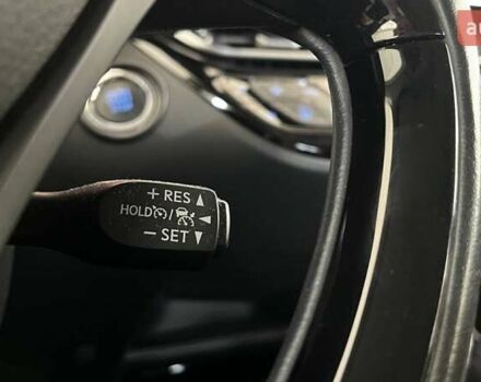 Белый Тойота C-HR, объемом двигателя 1.2 л и пробегом 48 тыс. км за 24519 $, фото 23 на Automoto.ua