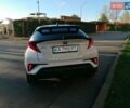 Белый Тойота C-HR, объемом двигателя 1.8 л и пробегом 31 тыс. км за 31000 $, фото 9 на Automoto.ua