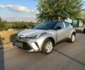Белый Тойота C-HR, объемом двигателя 1.2 л и пробегом 100 тыс. км за 9800 $, фото 1 на Automoto.ua