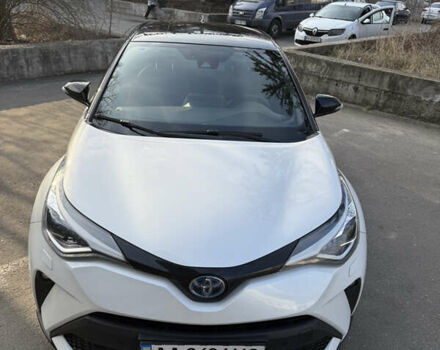 Белый Тойота C-HR, объемом двигателя 1.99 л и пробегом 51 тыс. км за 30500 $, фото 6 на Automoto.ua
