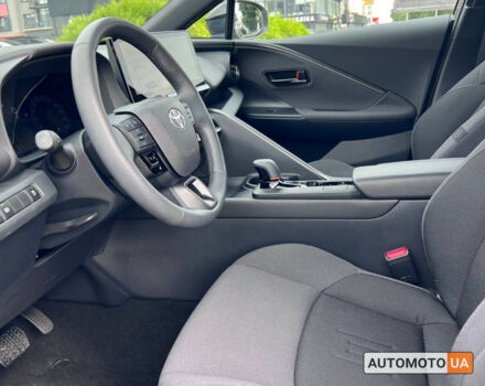 Белый Тойота C-HR, объемом двигателя 1.8 л и пробегом 7 тыс. км за 34500 $, фото 11 на Automoto.ua