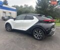 Белый Тойота C-HR, объемом двигателя 2 л и пробегом 14 тыс. км за 40900 $, фото 5 на Automoto.ua