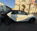 Белый Тойота C-HR, объемом двигателя 1.99 л и пробегом 12 тыс. км за 43415 $, фото 1 на Automoto.ua
