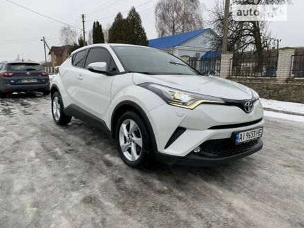 Білий Тойота C-HR, об'ємом двигуна 1.2 л та пробігом 58 тис. км за 20500 $, фото 1 на Automoto.ua