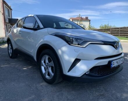 Білий Тойота C-HR, об'ємом двигуна 1.2 л та пробігом 58 тис. км за 19999 $, фото 1 на Automoto.ua