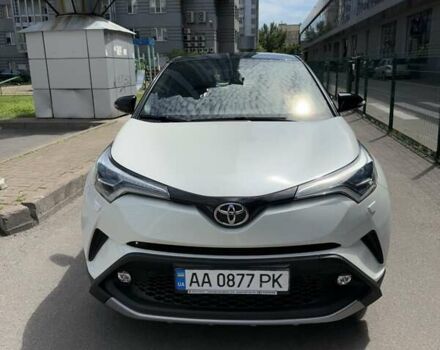 Білий Тойота C-HR, об'ємом двигуна 1.2 л та пробігом 63 тис. км за 20000 $, фото 1 на Automoto.ua