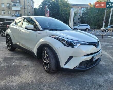 Білий Тойота C-HR, об'ємом двигуна 1.8 л та пробігом 75 тис. км за 22000 $, фото 1 на Automoto.ua
