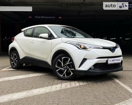 Білий Тойота C-HR, об'ємом двигуна 1.99 л та пробігом 22 тис. км за 22490 $, фото 1 на Automoto.ua