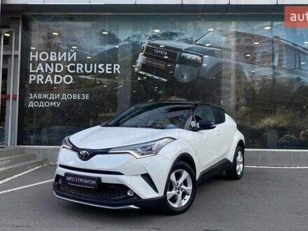 Тойота C-HR 2019 у Одесі на Automoto.ua Білий Тойота C-HR, об'ємом двигуна 1.2 л та пробігом 23 тис. км за 19664 $, фото 1 на Automoto.ua
