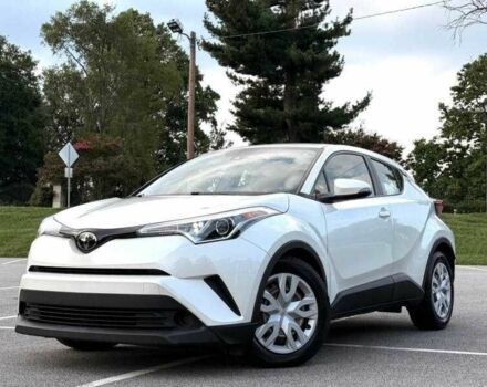 Белый Тойота C-HR, объемом двигателя 0 л и пробегом 37 тыс. км за 8000 $, фото 1 на Automoto.ua