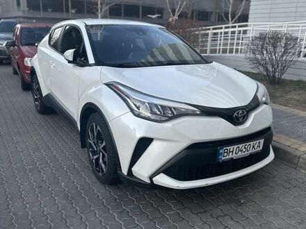 Тойота C-HR 2019 в Одессе на Automoto.ua Белый Тойота C-HR, объемом двигателя 1.99 л и пробегом 37 тыс. км за 22700 $, фото 1 на Automoto.ua