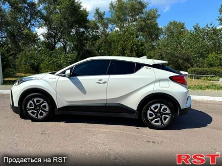 Тойота C-HR 2020 в Днепре (Днепропетровске) на Automoto.ua Белый Тойота C-HR, объемом двигателя 0 л и пробегом 55 тыс. км за 17000 $, фото 1 на Automoto.ua