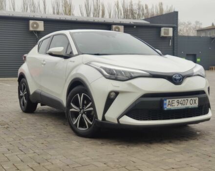 Білий Тойота C-HR, об'ємом двигуна 1.8 л та пробігом 86 тис. км за 28000 $, фото 1 на Automoto.ua