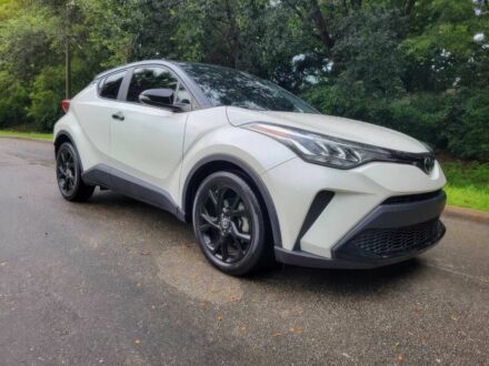 Белый Тойота C-HR, объемом двигателя 2 л и пробегом 6 тыс. км за 5500 $, фото 1 на Automoto.ua