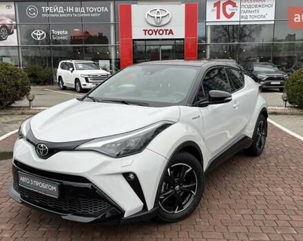 Белый Тойота C-HR, объемом двигателя 1.99 л и пробегом 26 тыс. км за 30700 $, фото 1 на Automoto.ua