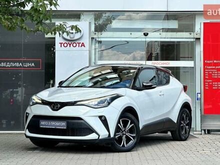 Тойота C-HR 2021 в Ужгороде на Automoto.ua Белый Тойота C-HR, объемом двигателя 1.2 л и пробегом 48 тыс. км за 24519 $, фото 1 на Automoto.ua