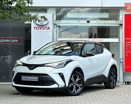 Белый Тойота C-HR, объемом двигателя 1.2 л и пробегом 48 тыс. км за 24519 $, фото 1 на Automoto.ua