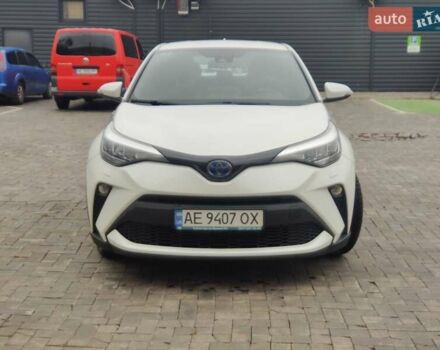 Білий Тойота C-HR, об'ємом двигуна 1.8 л та пробігом 86 тис. км за 28000 $, фото 1 на Automoto.ua