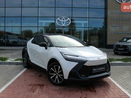 Білий Тойота C-HR, об'ємом двигуна 2 л та пробігом 17 тис. км за 43200 $, фото 1 на Automoto.ua