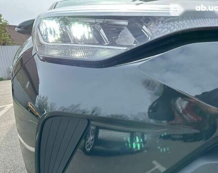 Чорний Тойота C-HR, об'ємом двигуна 2 л та пробігом 8 тис. км за 26900 $, фото 9 на Automoto.ua