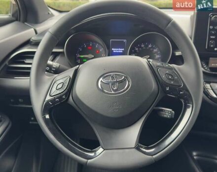 Черный Тойота C-HR, объемом двигателя 1.99 л и пробегом 86 тыс. км за 16700 $, фото 28 на Automoto.ua