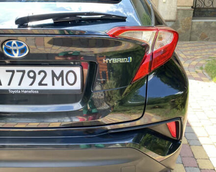 Чорний Тойота C-HR, об'ємом двигуна 1.8 л та пробігом 153 тис. км за 18300 $, фото 5 на Automoto.ua