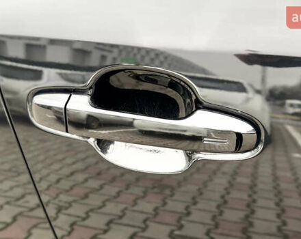 Черный Тойота C-HR, объемом двигателя 1.99 л и пробегом 86 тыс. км за 16700 $, фото 8 на Automoto.ua