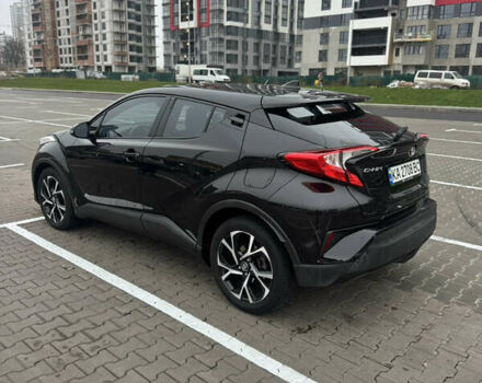 Черный Тойота C-HR, объемом двигателя 1.99 л и пробегом 137 тыс. км за 17900 $, фото 4 на Automoto.ua