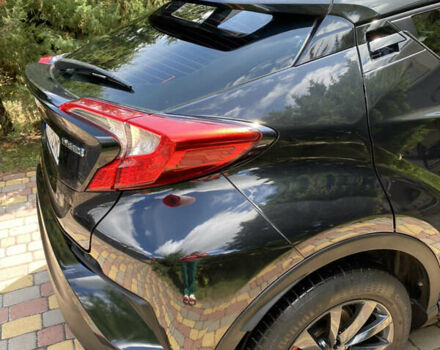 Чорний Тойота C-HR, об'ємом двигуна 1.8 л та пробігом 153 тис. км за 18300 $, фото 7 на Automoto.ua