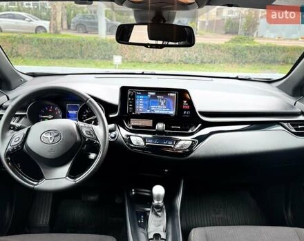 Черный Тойота C-HR, объемом двигателя 1.99 л и пробегом 86 тыс. км за 16700 $, фото 23 на Automoto.ua