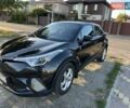 Черный Тойота C-HR, объемом двигателя 1.2 л и пробегом 151 тыс. км за 15000 $, фото 1 на Automoto.ua