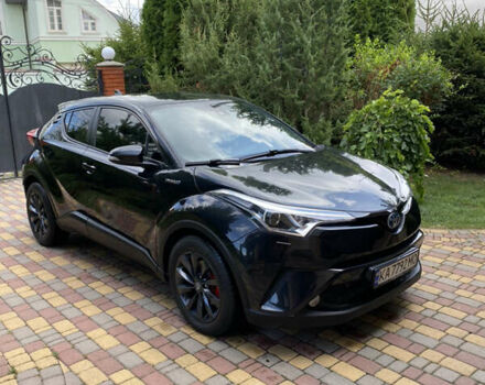Чорний Тойота C-HR, об'ємом двигуна 1.8 л та пробігом 153 тис. км за 18300 $, фото 2 на Automoto.ua