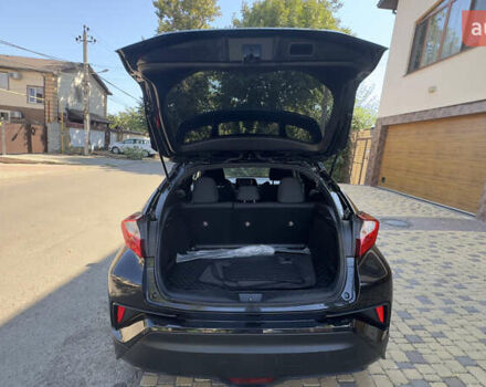Черный Тойота C-HR, объемом двигателя 1.99 л и пробегом 86 тыс. км за 17400 $, фото 8 на Automoto.ua
