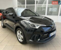 Черный Тойота C-HR, объемом двигателя 1.2 л и пробегом 64 тыс. км за 17200 $, фото 2 на Automoto.ua
