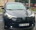 Черный Тойота C-HR, объемом двигателя 1.8 л и пробегом 138 тыс. км за 24500 $, фото 2 на Automoto.ua