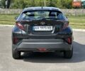Черный Тойота C-HR, объемом двигателя 1.2 л и пробегом 54 тыс. км за 19900 $, фото 5 на Automoto.ua