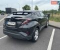 Черный Тойота C-HR, объемом двигателя 1.8 л и пробегом 120 тыс. км за 18866 $, фото 4 на Automoto.ua